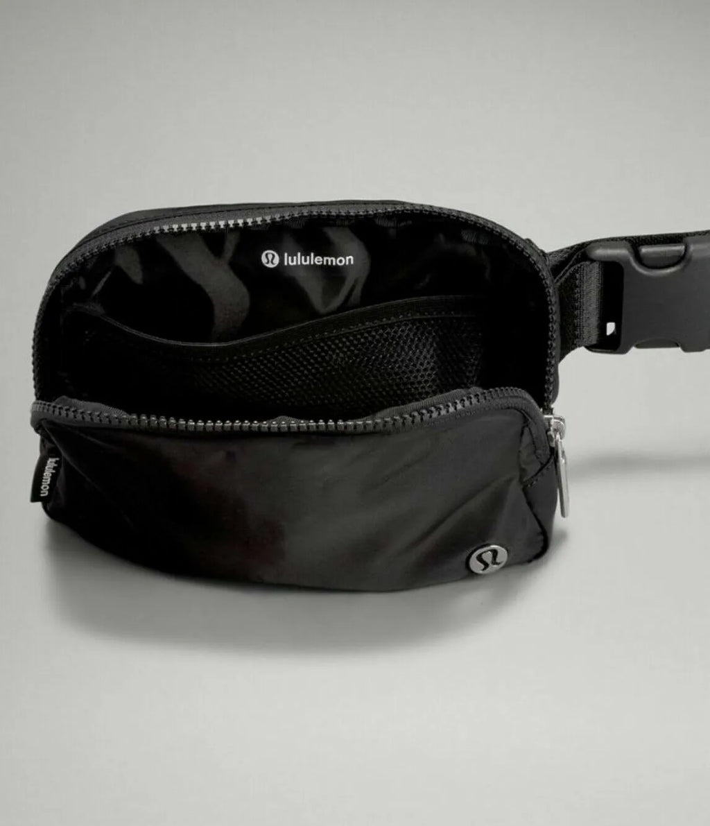 Lululemon Belt Bag Everywhere with TAGS - PHOTON