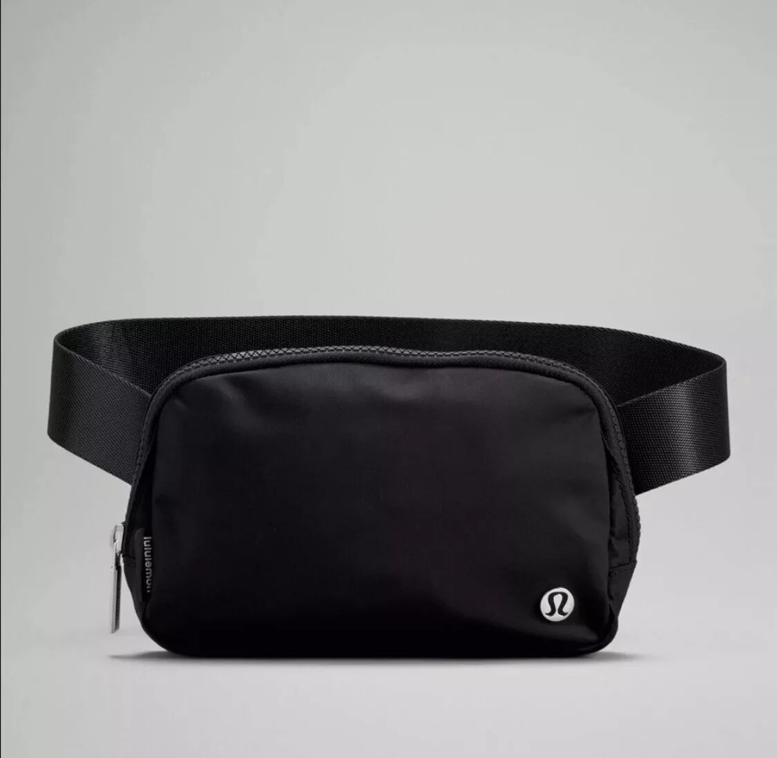 LULULEMON BELT BAG BLACK