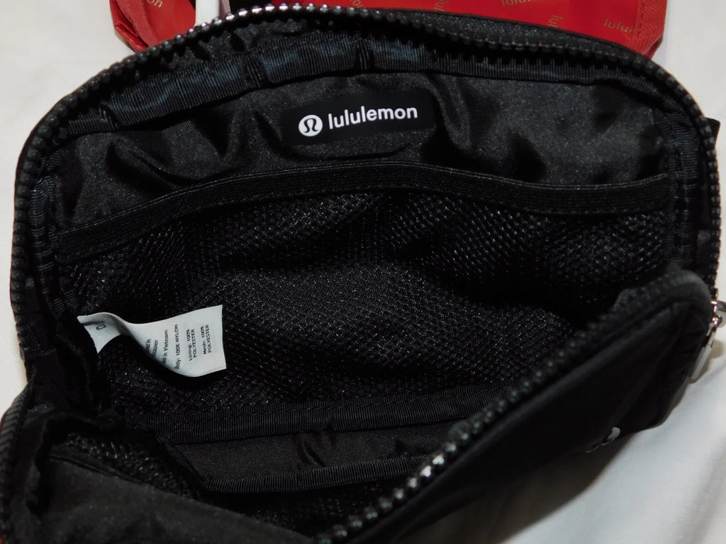 Lululemon Belt Bag Everywhere with TAGS - PHOTON