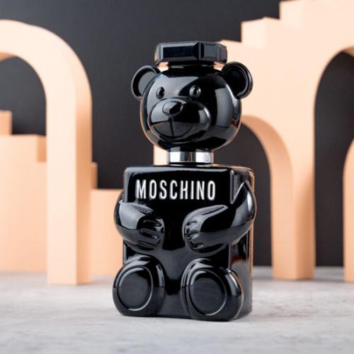 Moschino toy boy